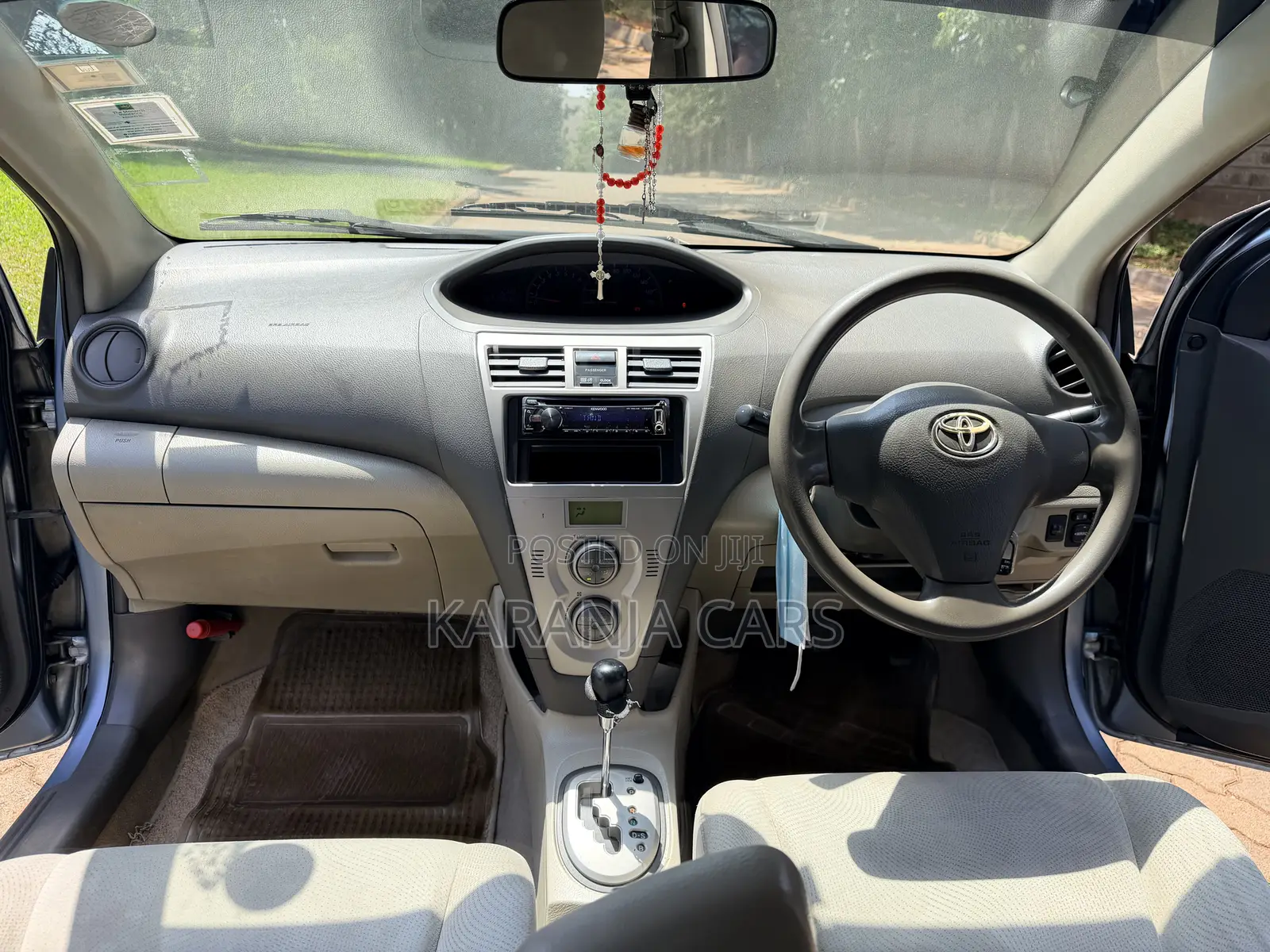 Toyota Belta 2011 Blue