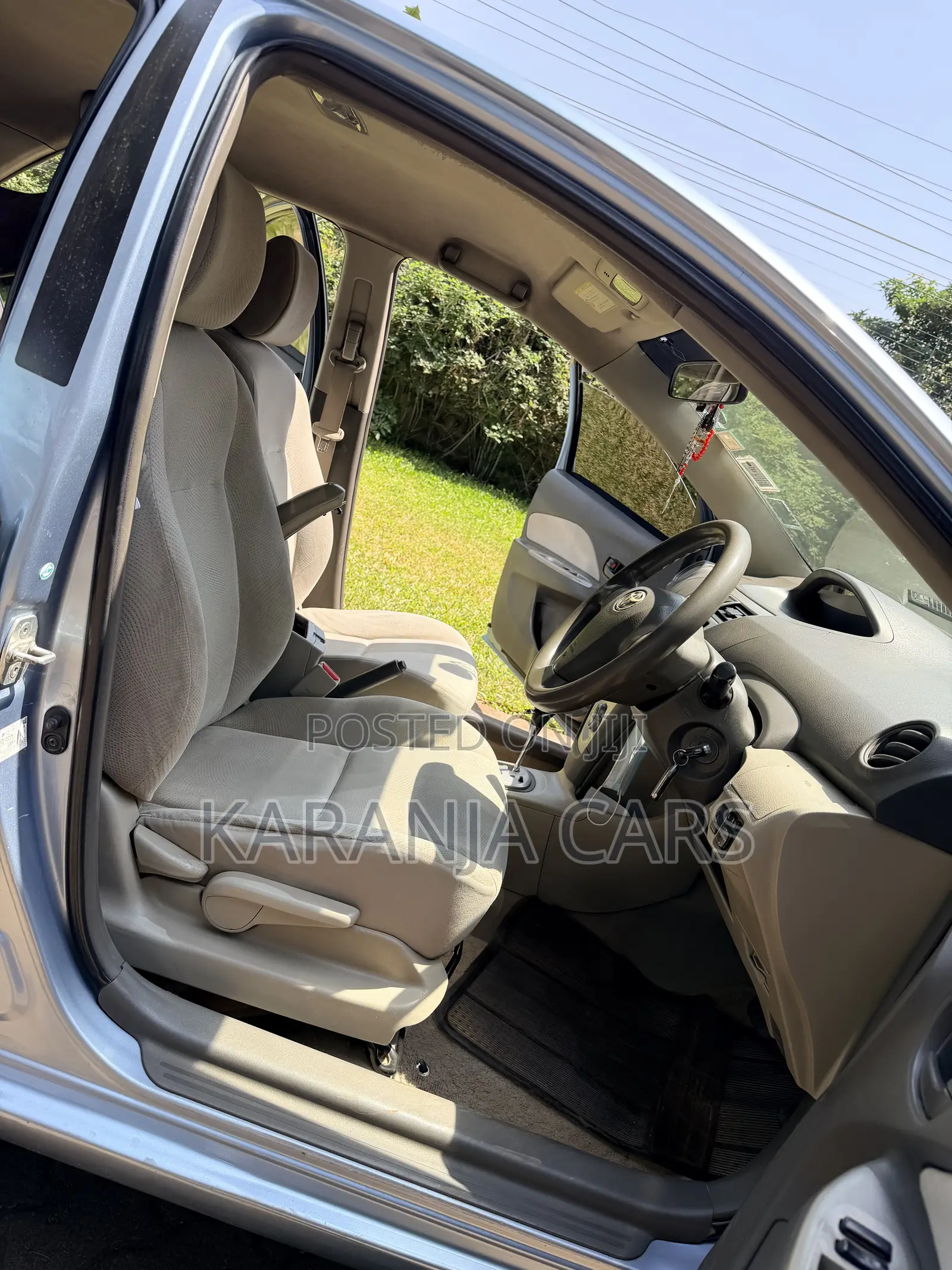 Toyota Belta 2011 Blue