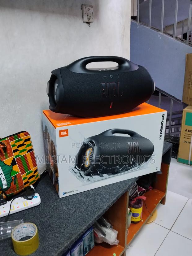 JBL Boombox 4 Portable Speaker - thumbnail 2