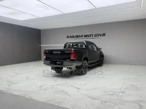 Toyota Hilux 2019 Black