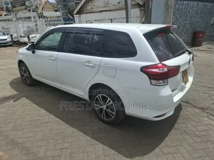 Toyota Corolla Fielder 2018 White