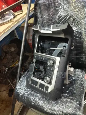 Prado 165 Radio