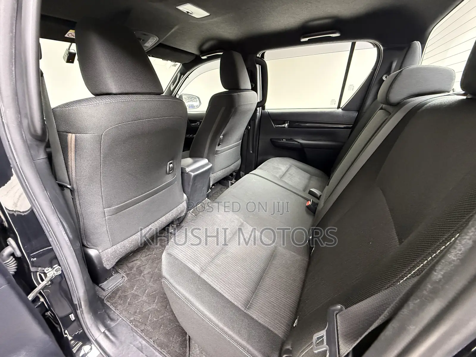 Toyota Hilux 2019 Black
