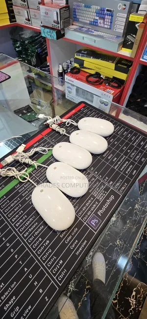 Apple Mighty Mouse (Model A1152),