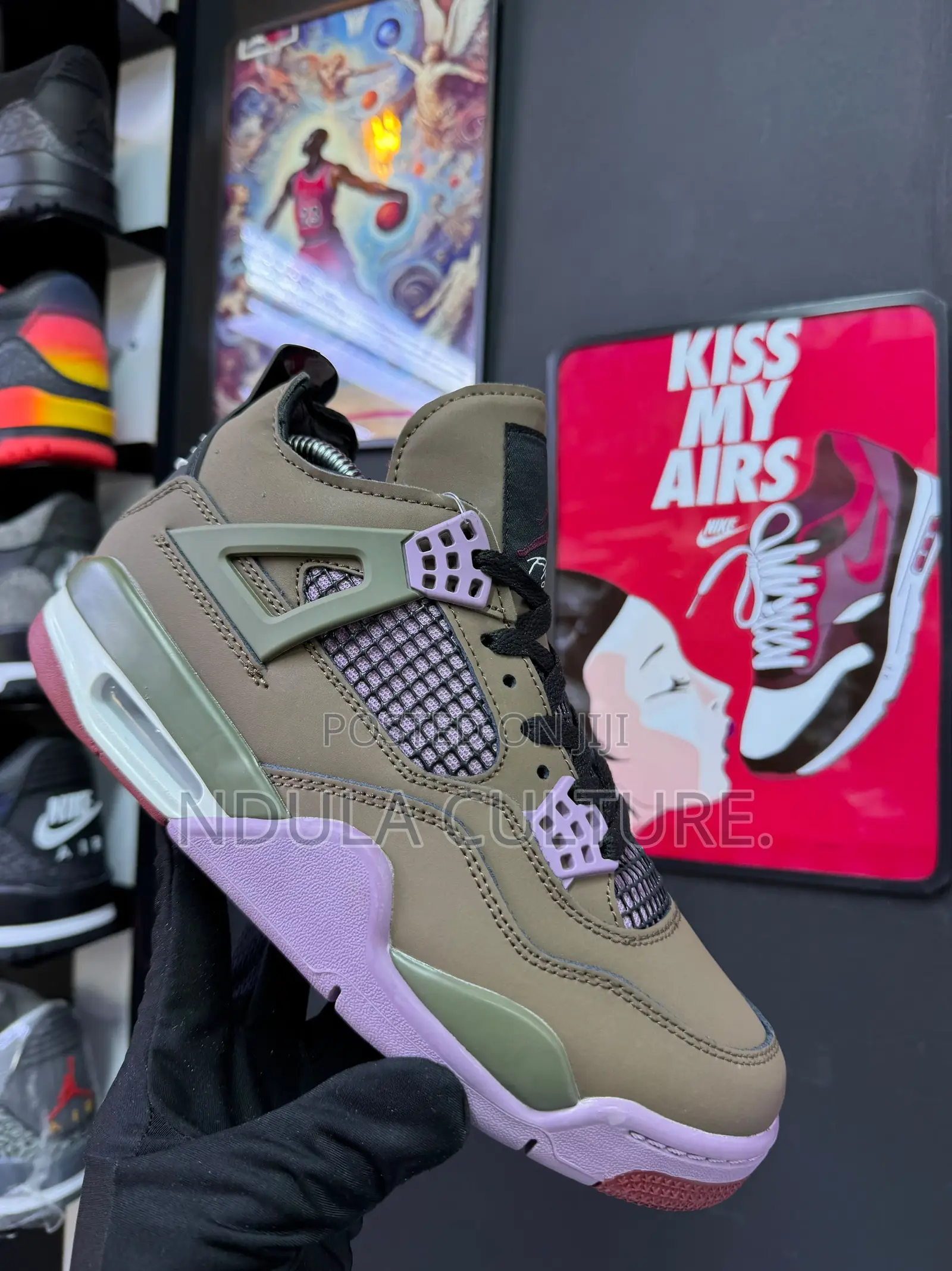 Jordan 4 Retro