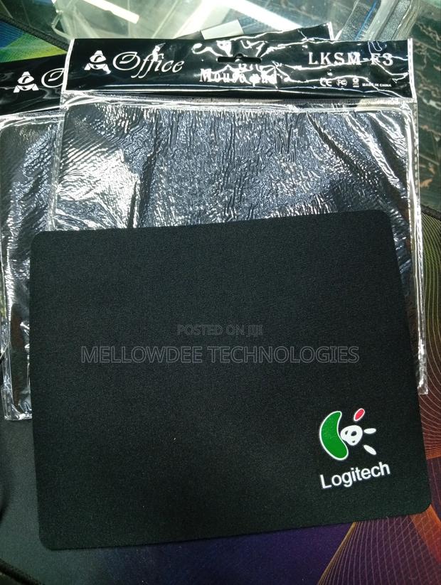 Logitech Mouse Pad - main view