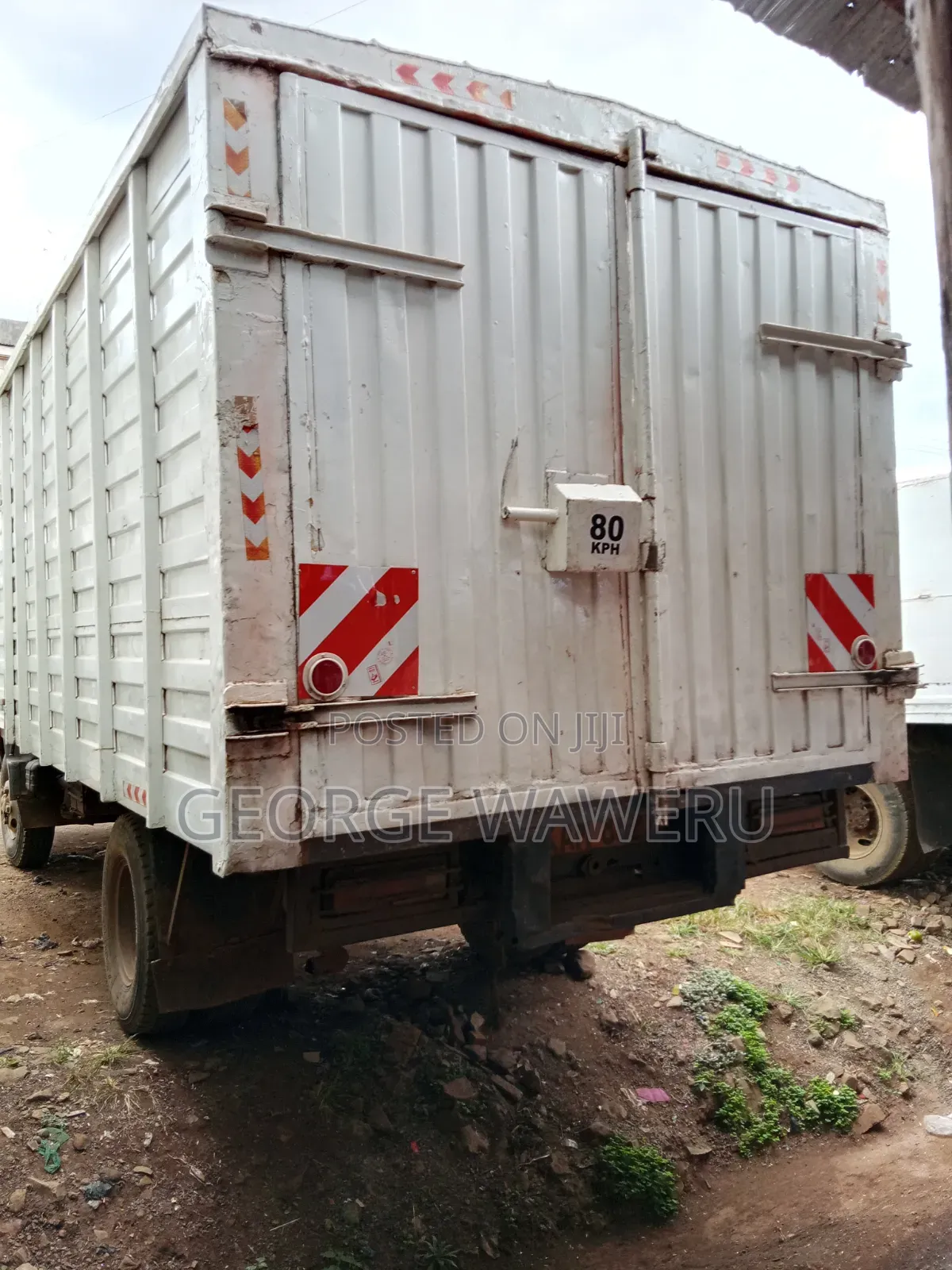 Mitsubishi Canter 4d32