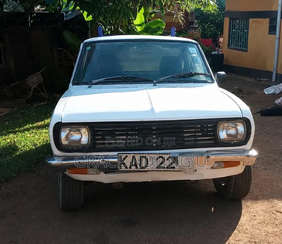 Datsun 1200 1973 White