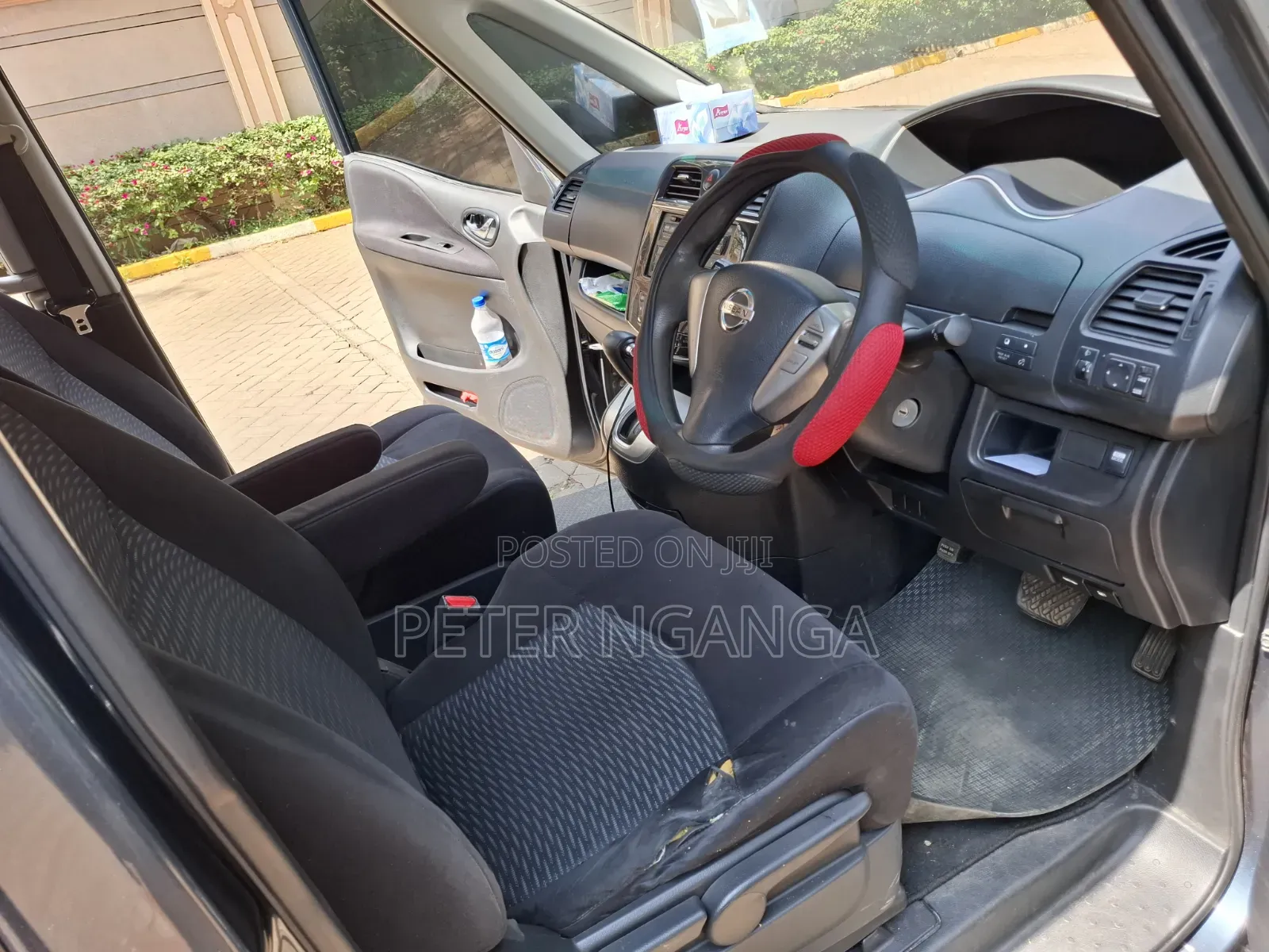 Nissan Serena 2011 Blue