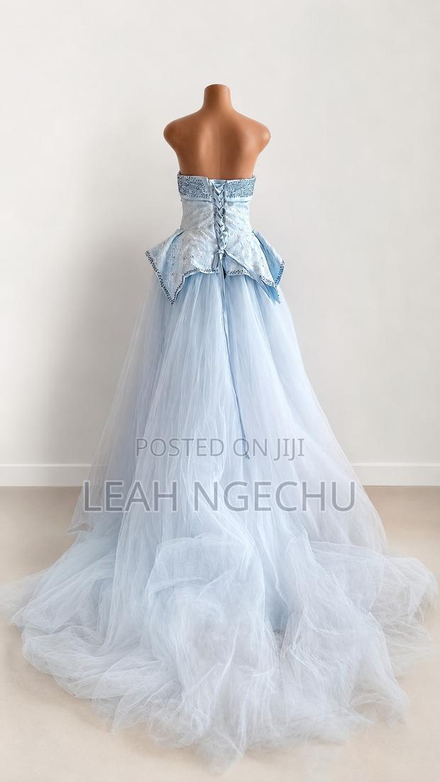 Elegant Ball Gowns - thumbnail 2