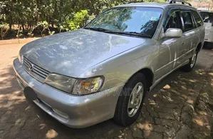 Toyota Corolla 1997 Silver