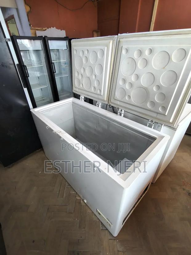 Ex Uk Deep Freezer 450litres - thumbnail 3