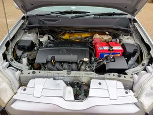 Toyota Probox 2017 Silver