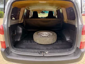 Toyota Probox 2017 Silver