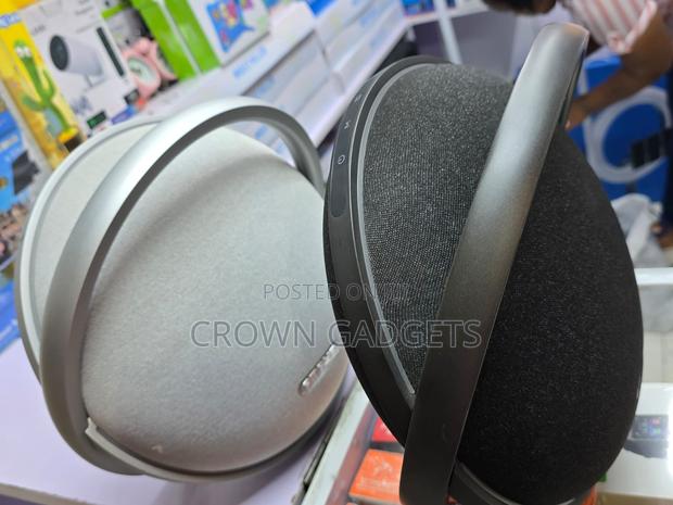 Onyx Studio 7 Bluetooth Speaker With 8 Hour Battery Life - thumbnail 2