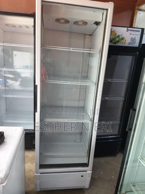 Very Clean Display Counter Fridge 600litres