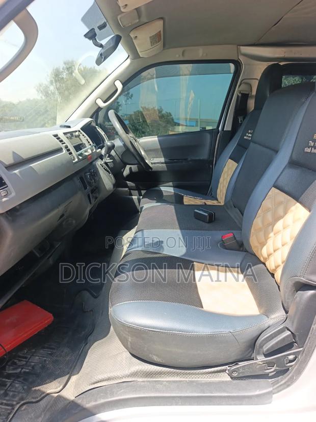 Toyota HiAce 2012 Silver - thumbnail 7