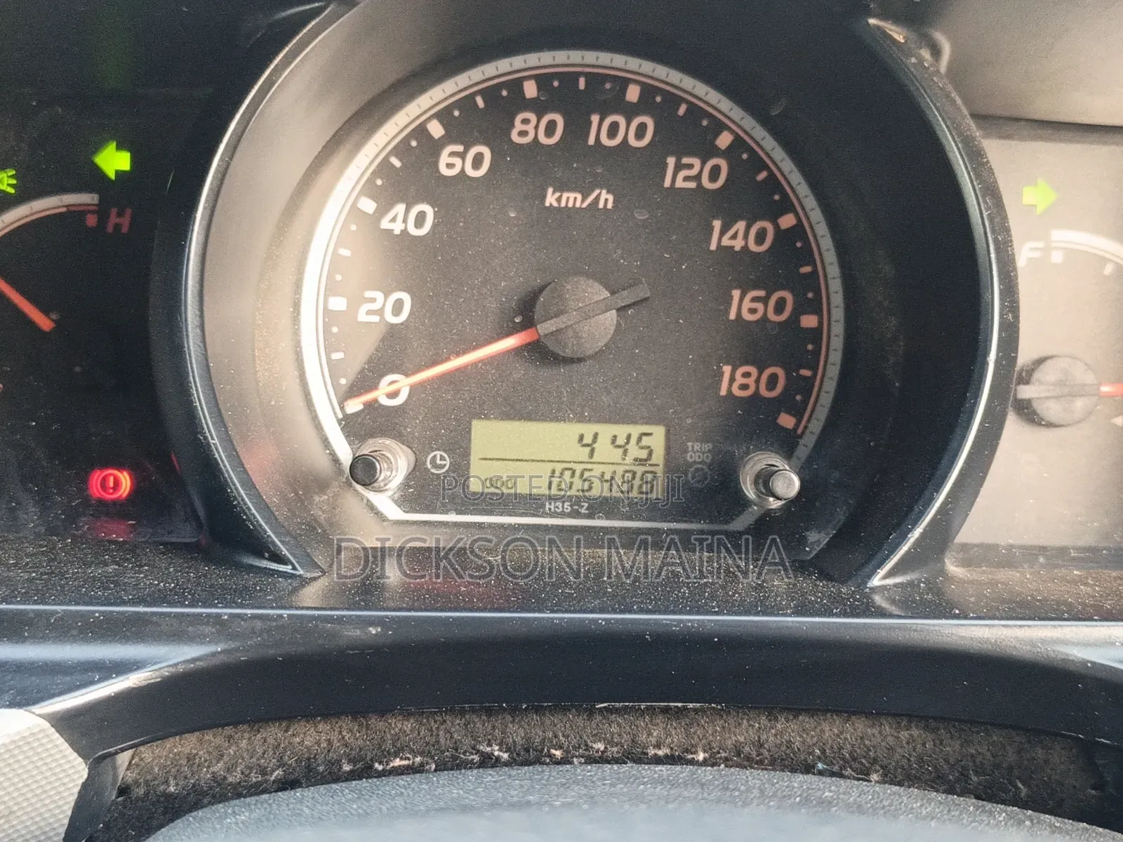 Toyota HiAce 2012 Silver