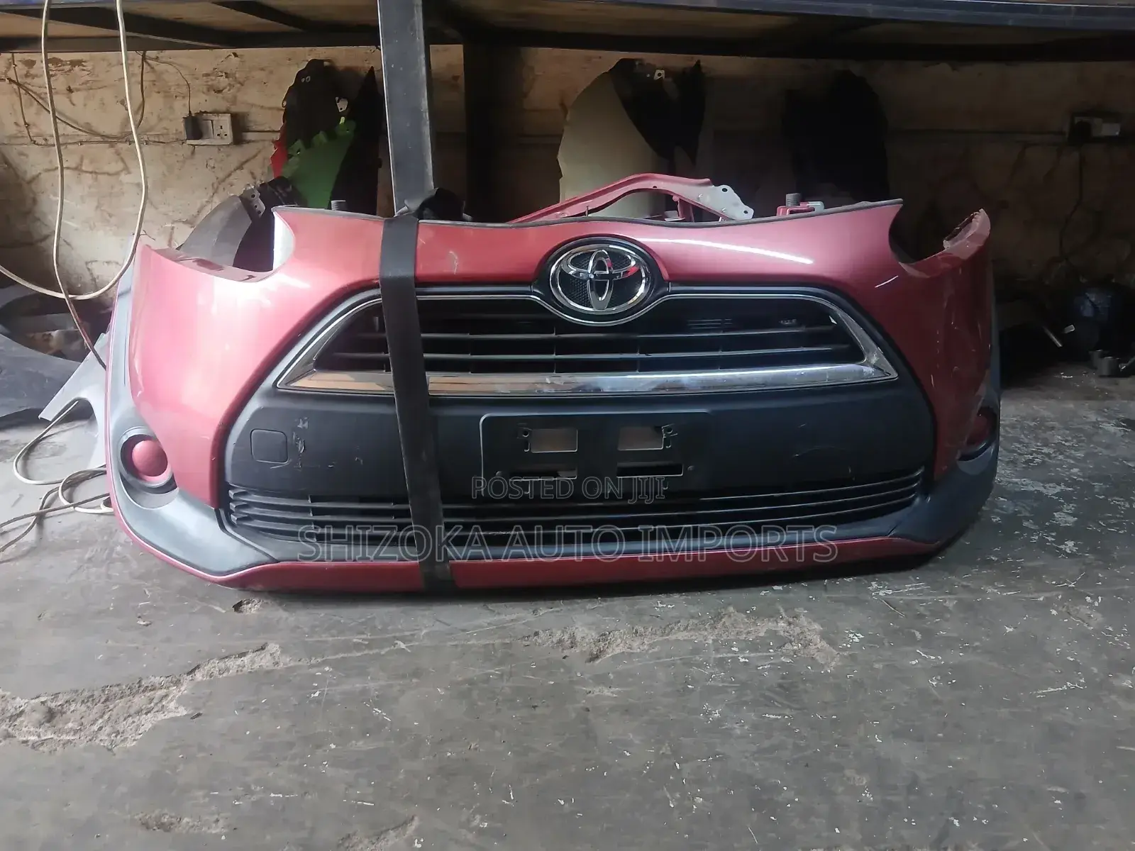 Toyota Sienta 2015 Nosecut