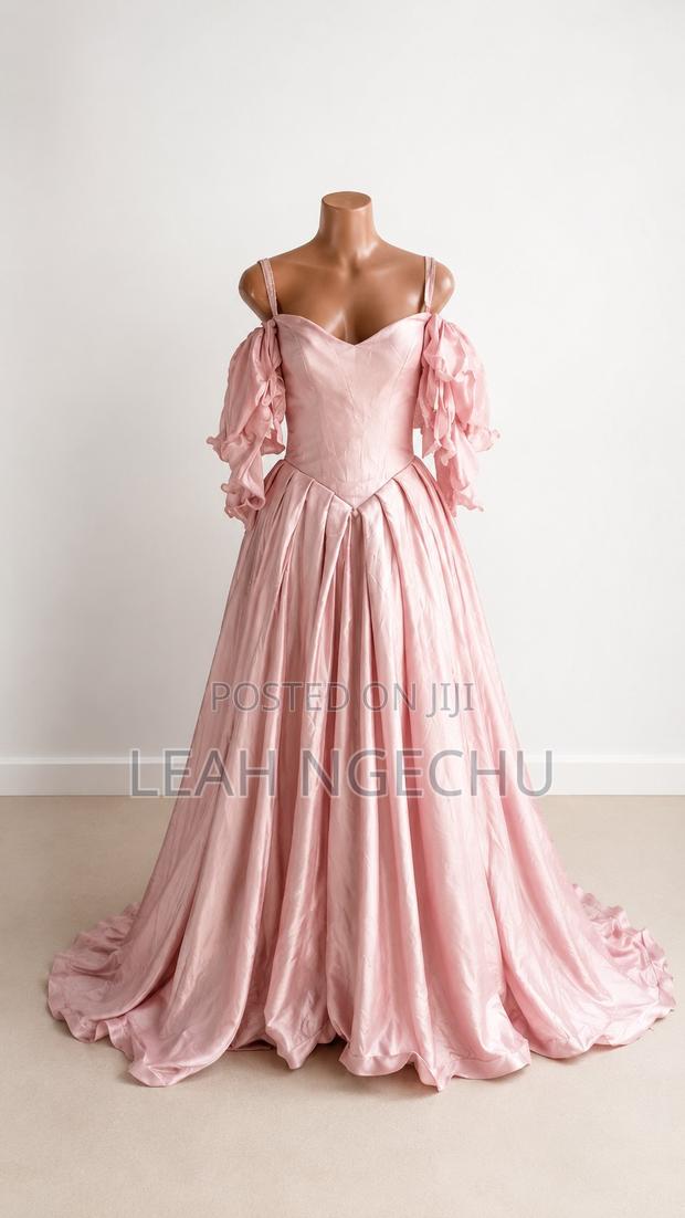 Elegant Ball Gowns - thumbnail 3