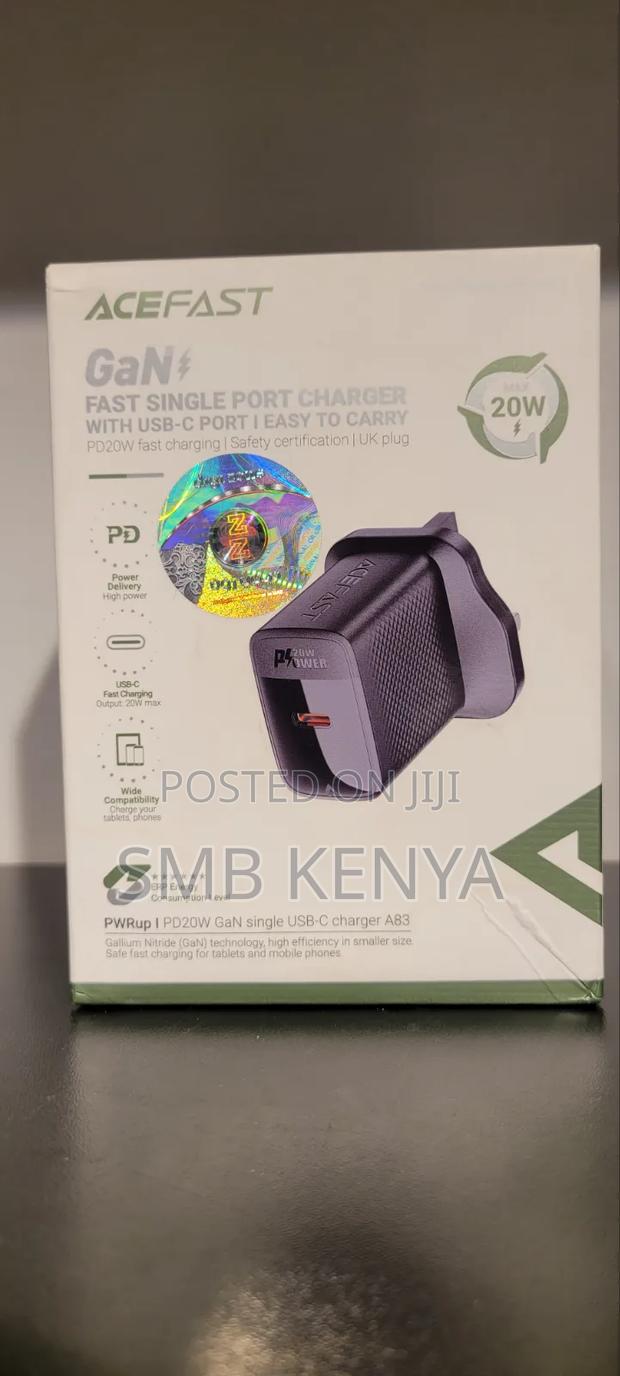 Fast Charging Single Port Adapter-A83 - thumbnail 2