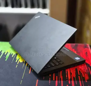 Laptop Lenovo ThinkPad X260 8GB Intel Core i5 SSD 256GB