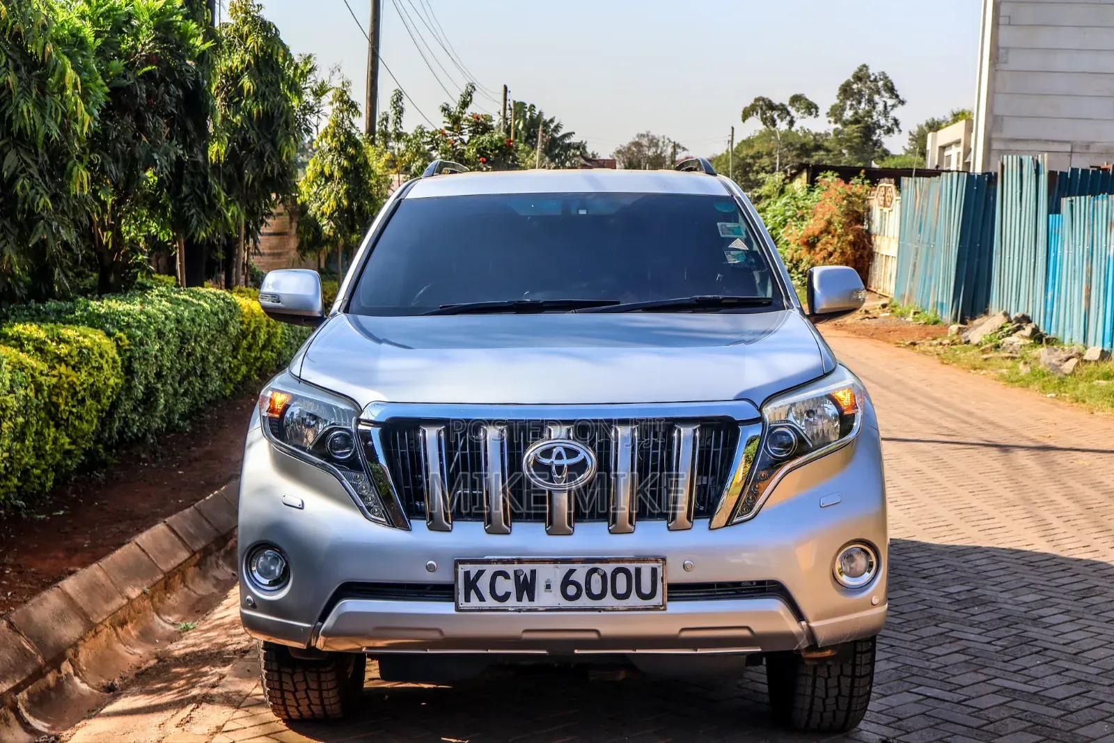 Toyota Land Cruiser Prado 2012 Silver