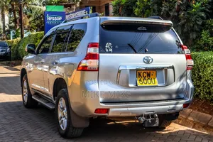 Toyota Land Cruiser Prado 2012 Silver