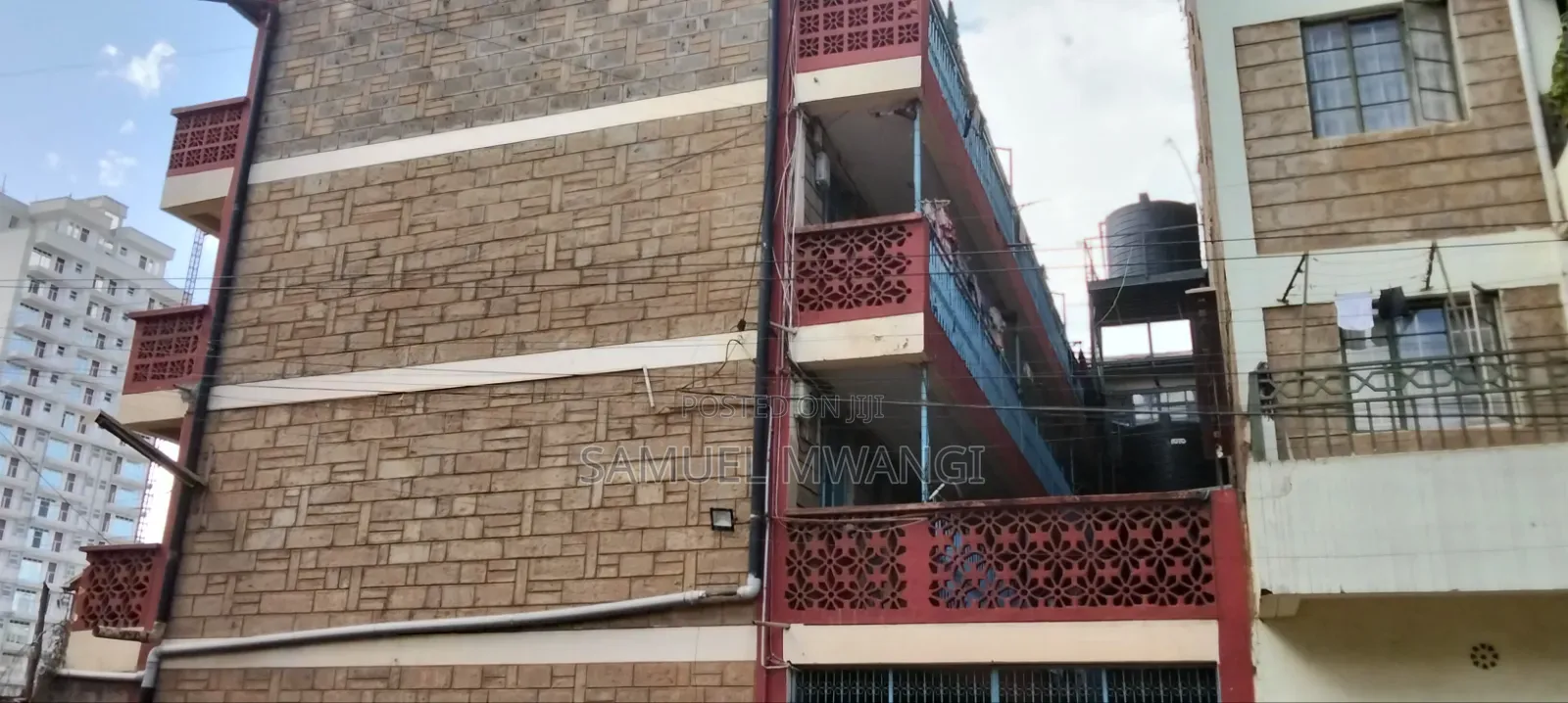 2bdrm Block of Flats in Roysambu for sale