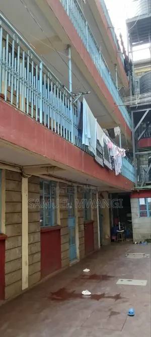 2bdrm Block of Flats in Roysambu for sale