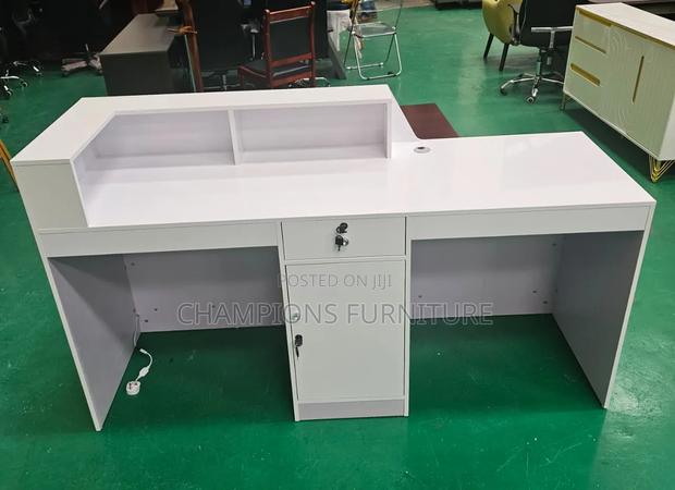 Reception/Front Office Desk - thumbnail 3