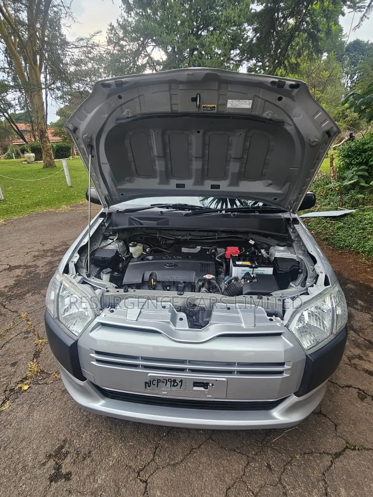 Toyota Probox 1.5 DX 4WD 2019 Silver