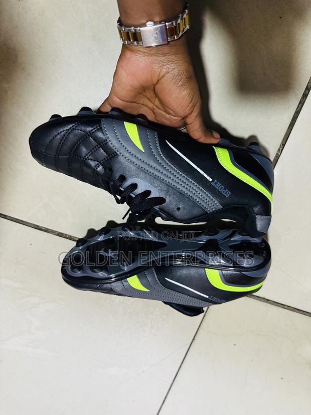 Sports Lightweight Football Cleats 37-45