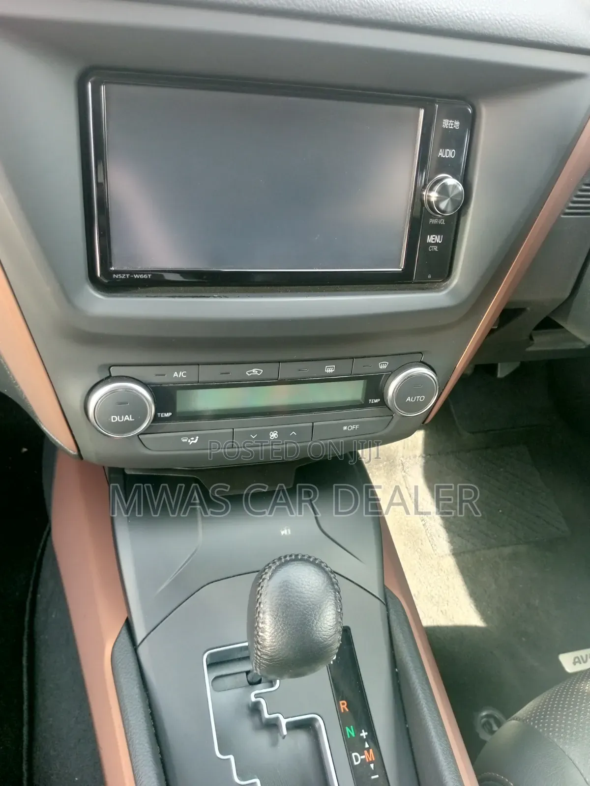 Toyota Avensis 2018 White