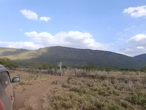3.8 Acre Block at 2.5m in Nguriubi Thigio.