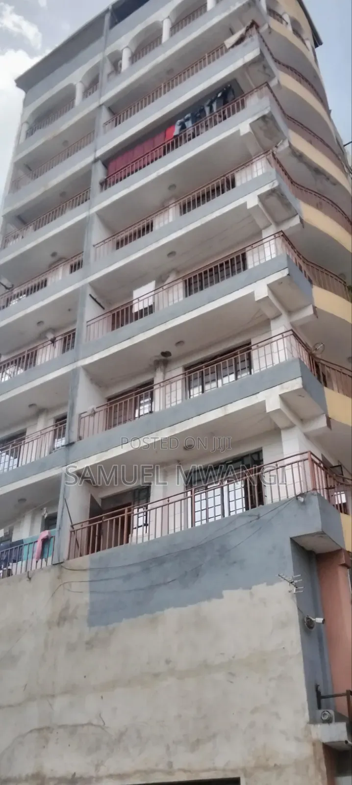 2bdrm Block of Flats in Roysambu for sale