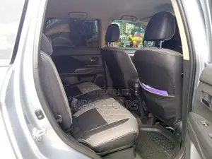Mitsubishi Outlander 2016 Silver