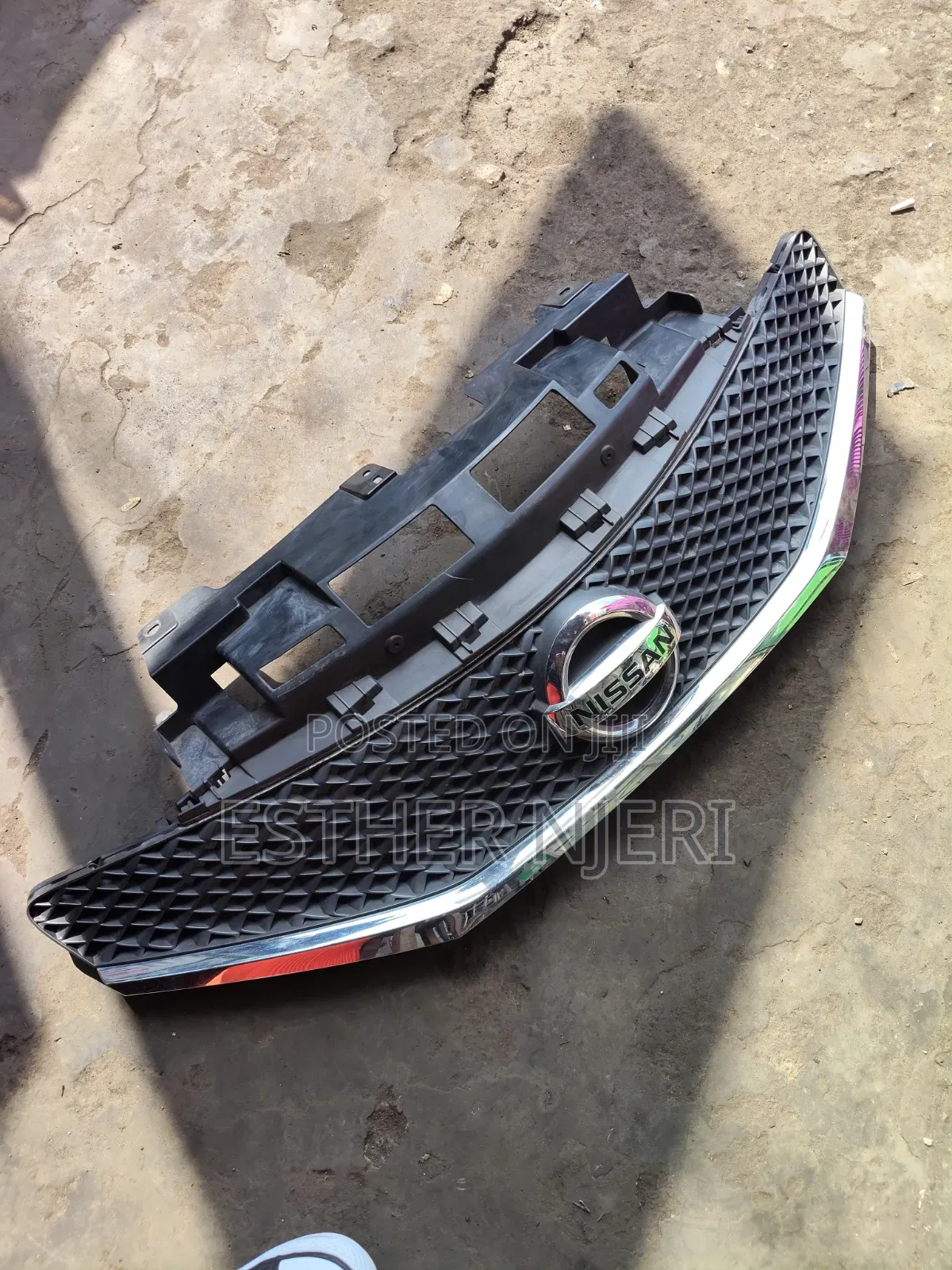 Nissan Note 2013/2014 Grill
