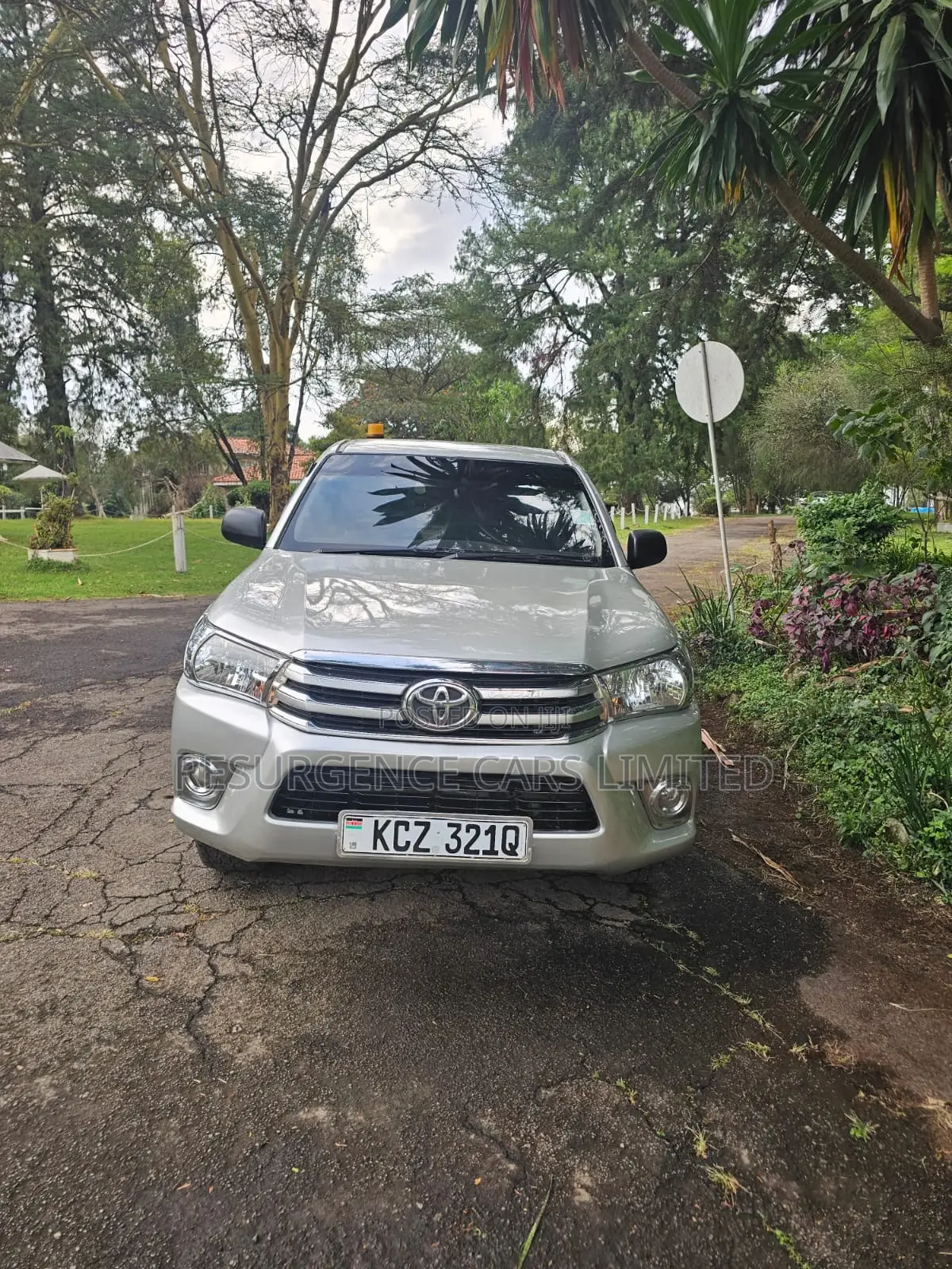 Toyota Hilux 2016 Silver