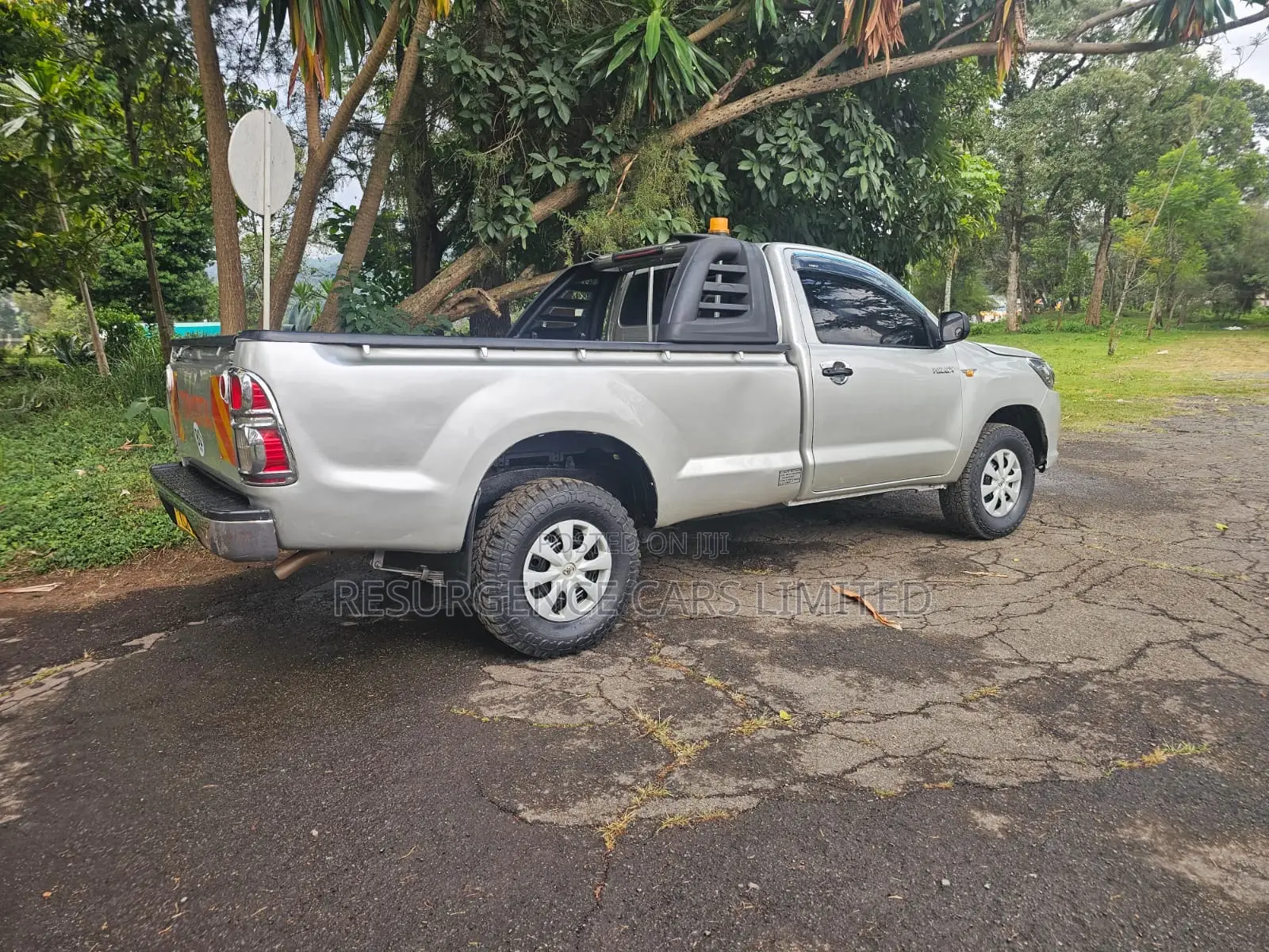 Toyota Hilux 2016 Silver