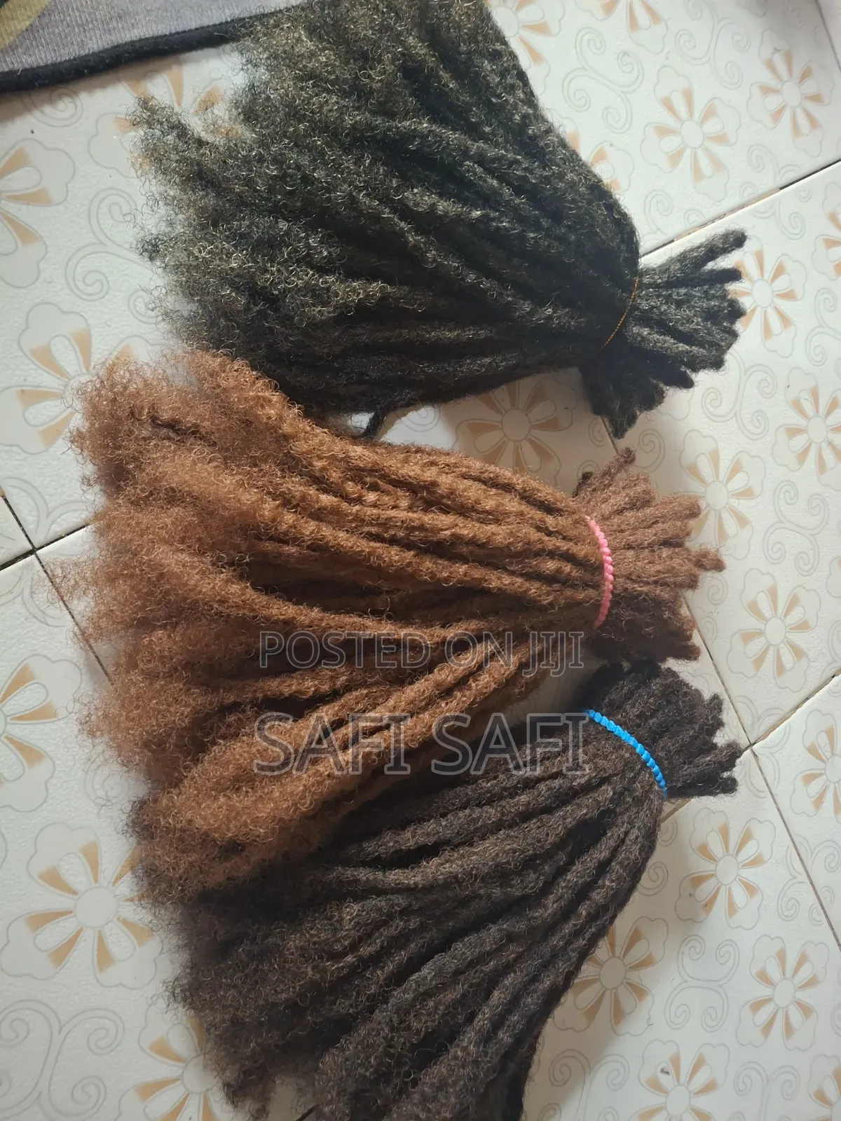 Artificial Sisters Locx and Human Hair Extension Sister Locx