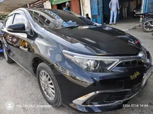 Toyota Auris 2016 Black