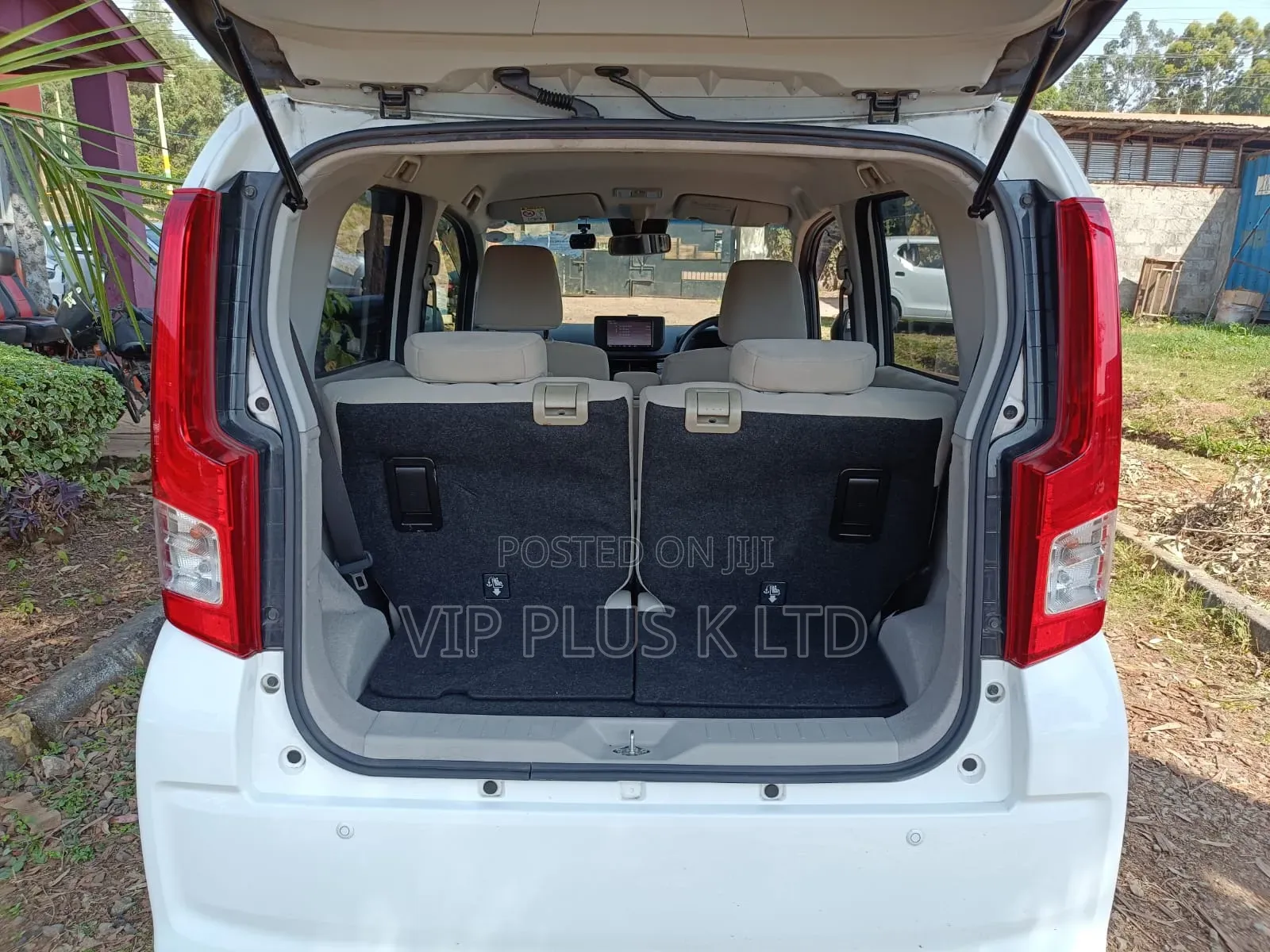Daihatsu Move 2019 White