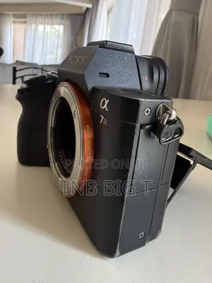Sony A7Rii (A7r2) Full Frame Camera - Body Only