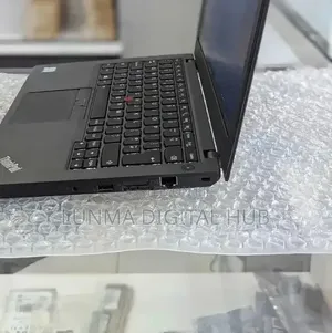 Laptop Lenovo ThinkPad X280 16GB Intel Core i5 SSD 256GB
