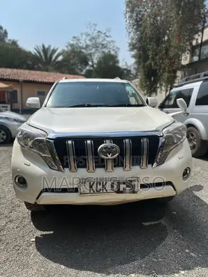 Toyota Land Cruiser Prado 2.7 i 2010 White