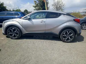 Toyota C-HR 2018 Silver