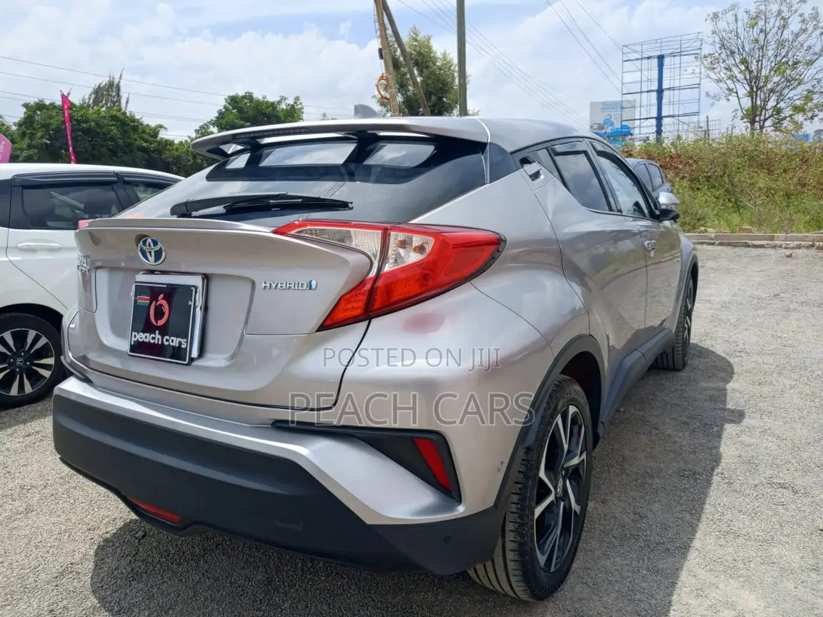 Toyota C-HR 2018 Silver