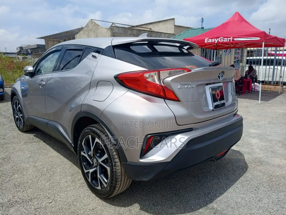 Toyota C-HR 2018 Silver