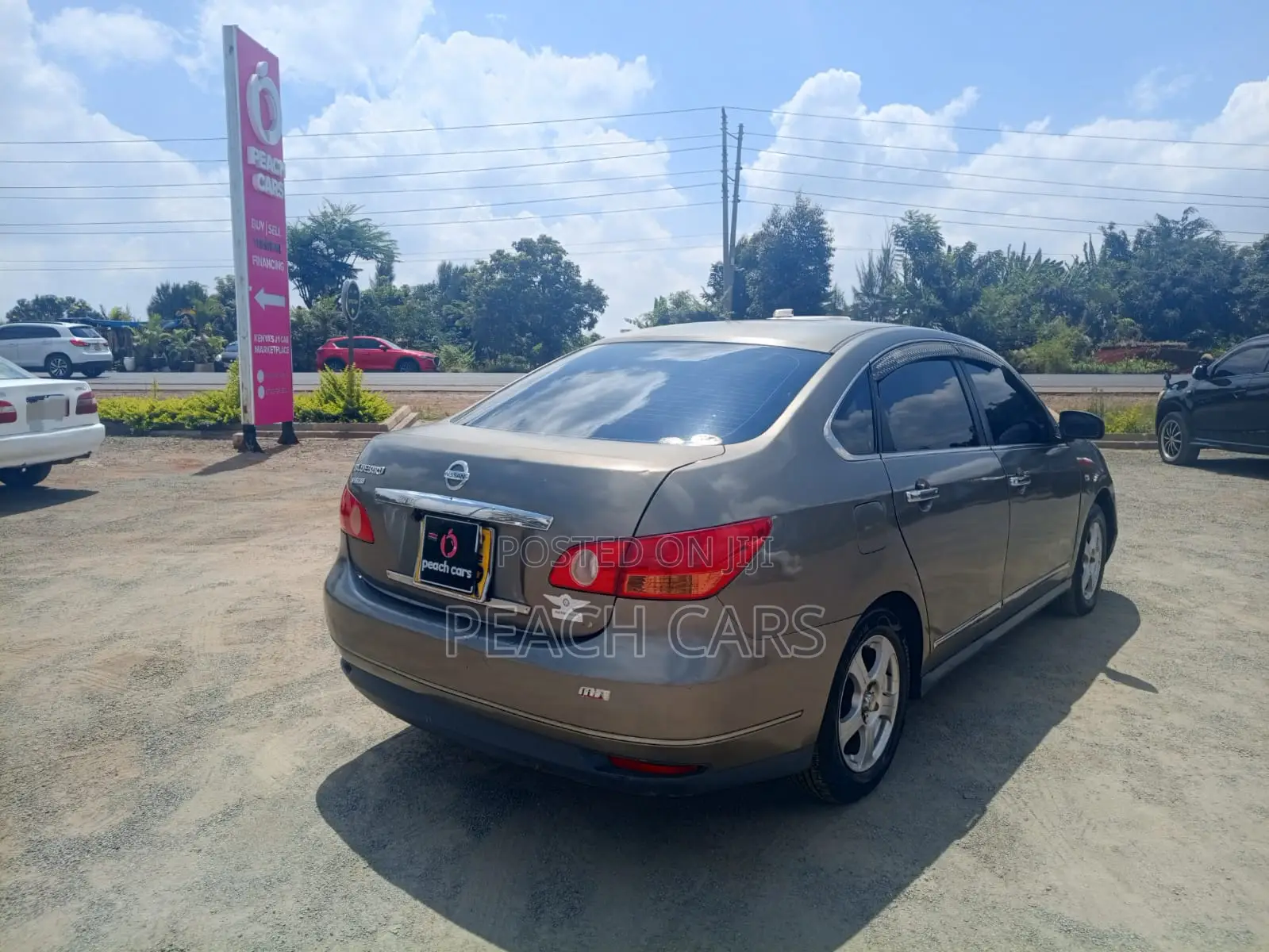 Nissan Bluebird 2009 Gray